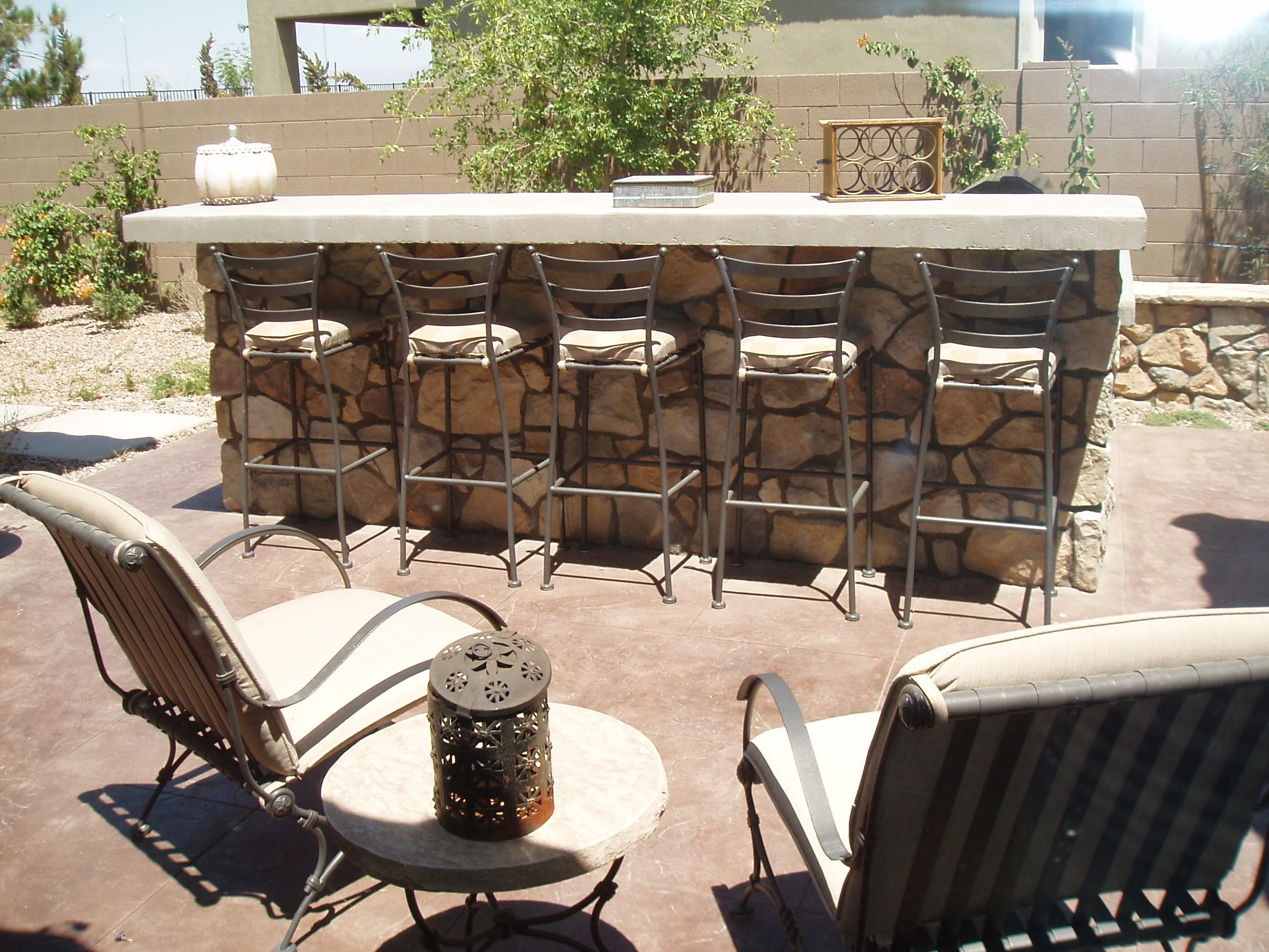 outdoor barstools and furniture area