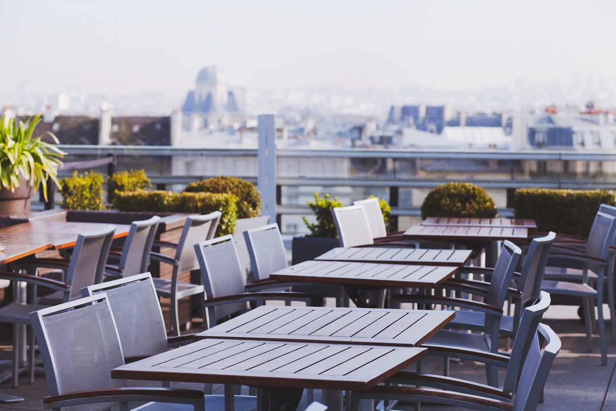 rooftop-restaurant-patio